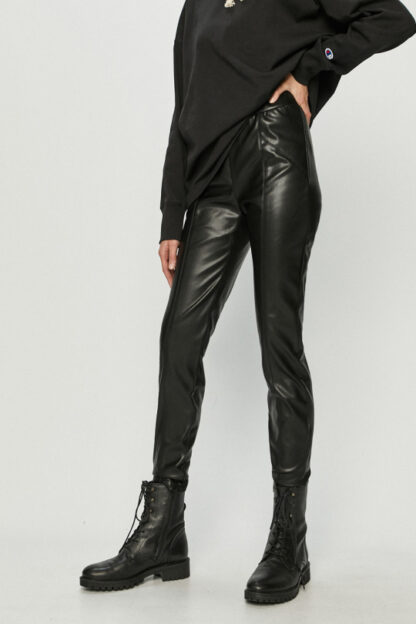 Razor Furnace assembly Colectie Pantaloni Dama Imitatie Piele 2023 | LeatherWear