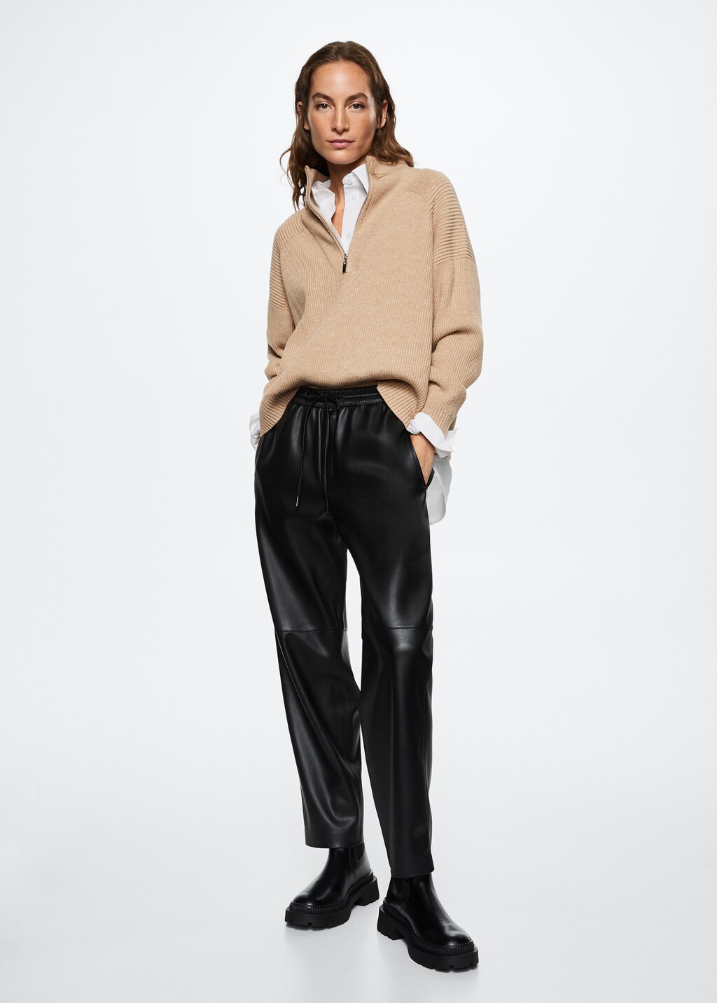 Pantaloni Piele Mango