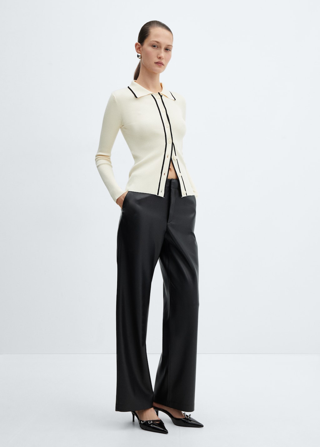 Pantaloni Piele Mango