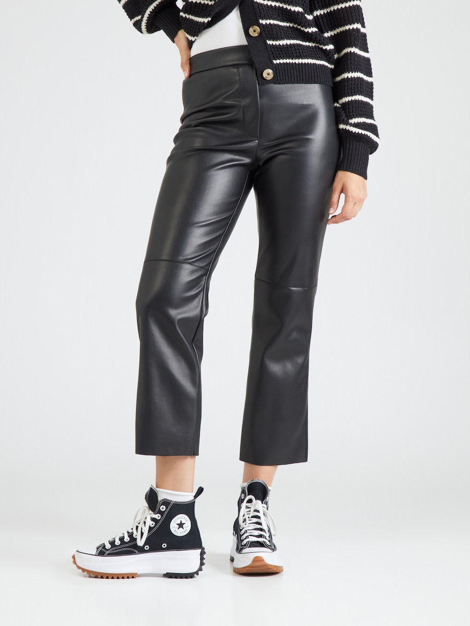 Pantaloni piele MEXX