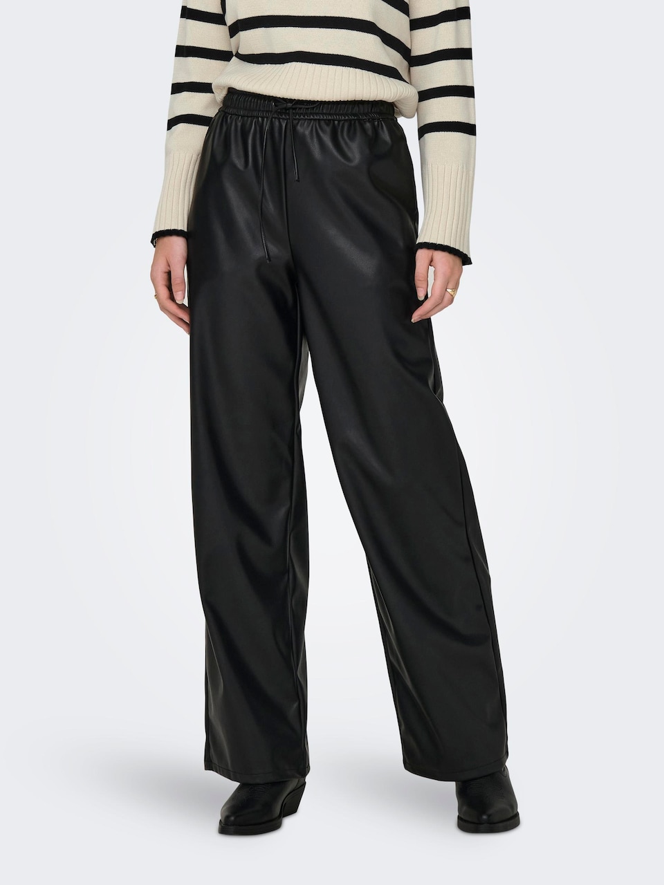 Pantaloni piele ONLY
